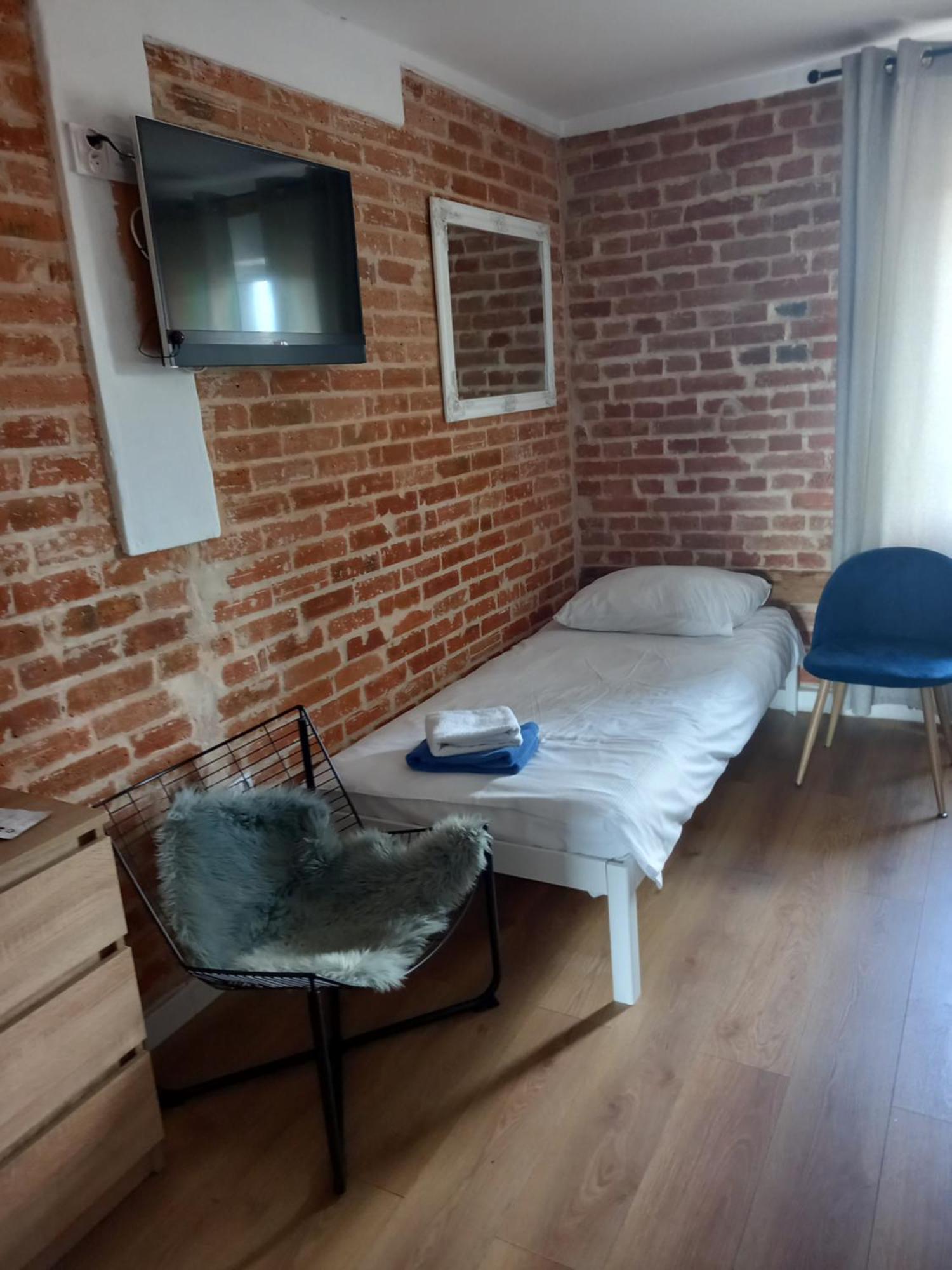 Leon'S Rooms Żary Dış mekan fotoğraf