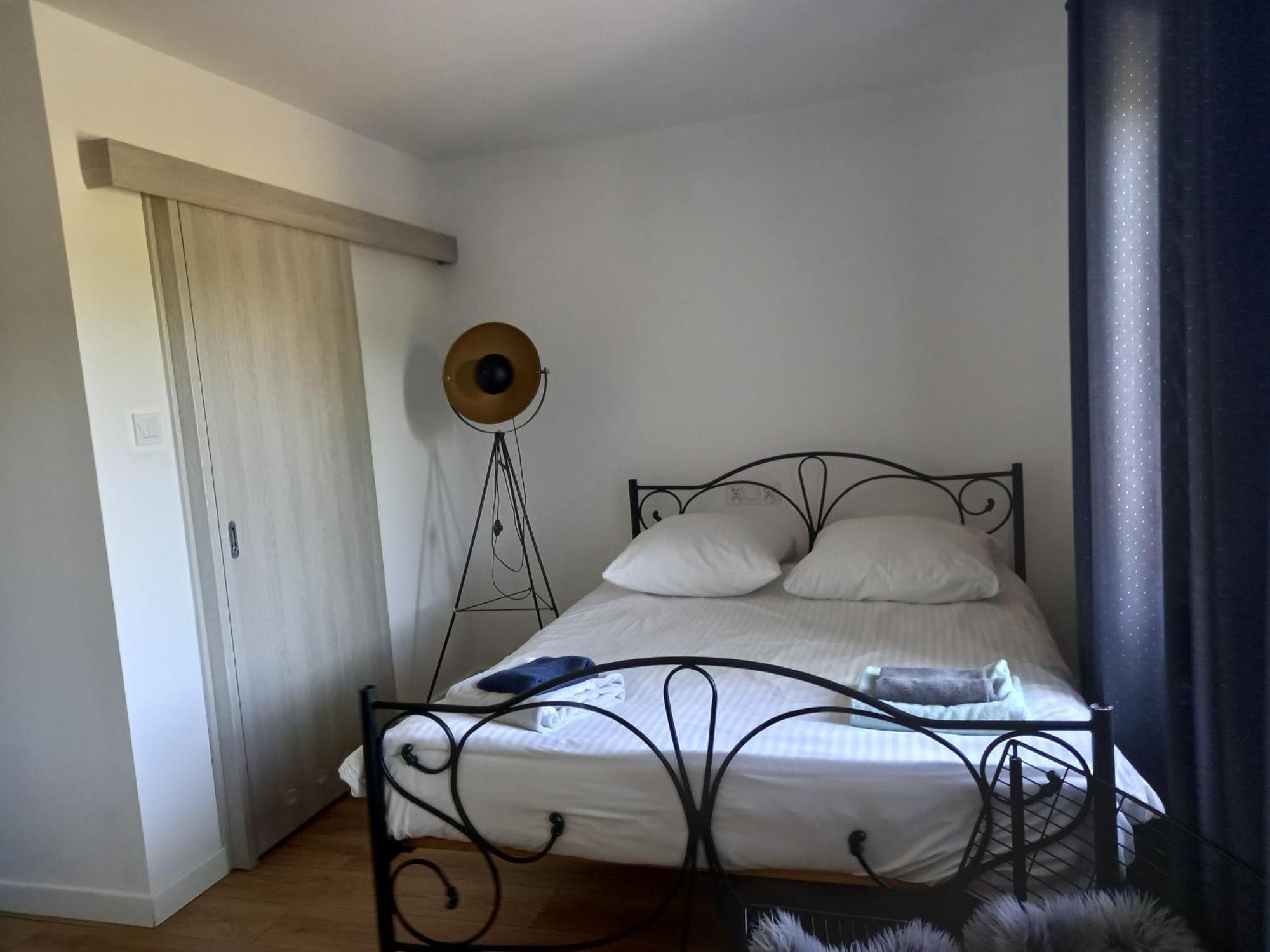 Leon'S Rooms Żary Dış mekan fotoğraf