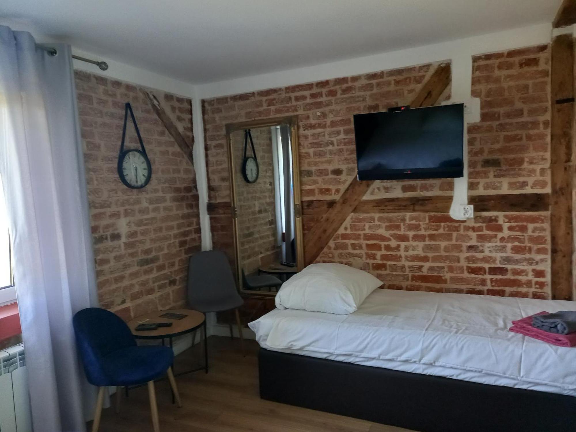 Leon'S Rooms Żary Dış mekan fotoğraf