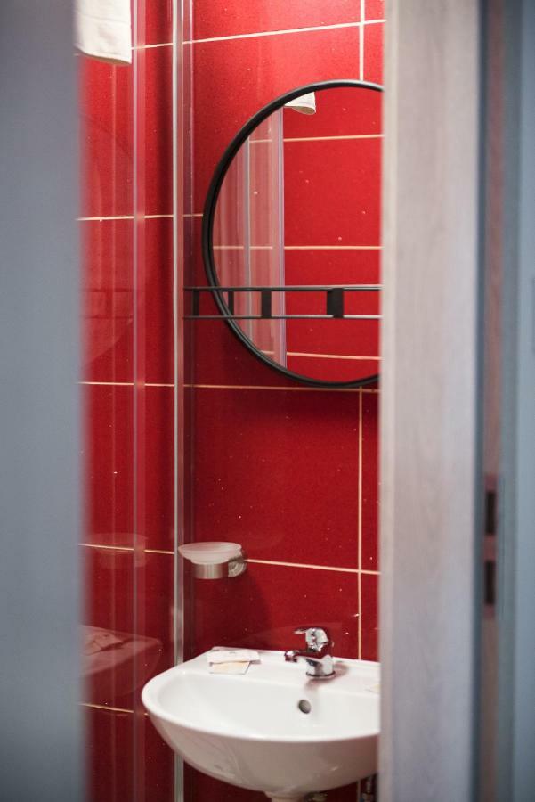 Leon'S Rooms Żary Dış mekan fotoğraf